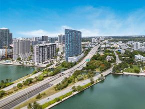 601 NE 36th St 1103, Miami FL 33137