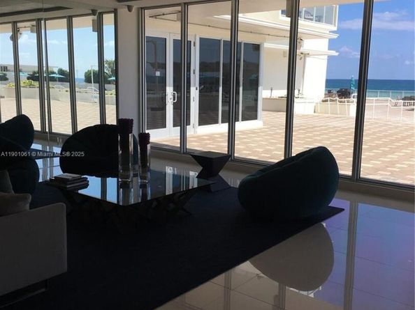 5701 Collins Ave PH09, Miami Beach FL 33140