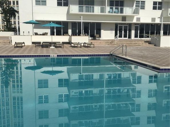 5701 Collins Ave PH09, Miami Beach FL 33140