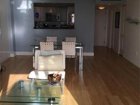 5701 Collins Ave PH09, Miami Beach FL 33140