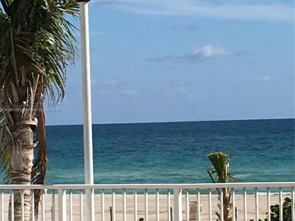 5701 Collins Ave PH09, Miami Beach FL 33140