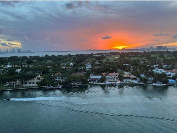 5701 Collins Ave PH09, Miami Beach FL 33140