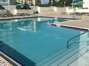 5701 Collins Ave PH09, Miami Beach FL 33140