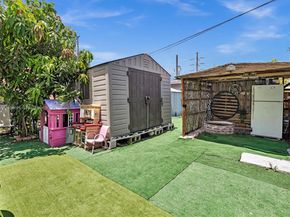 2128 Cleveland St, Hollywood FL 33020