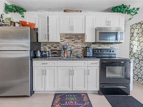 2128 Cleveland St, Hollywood FL 33020