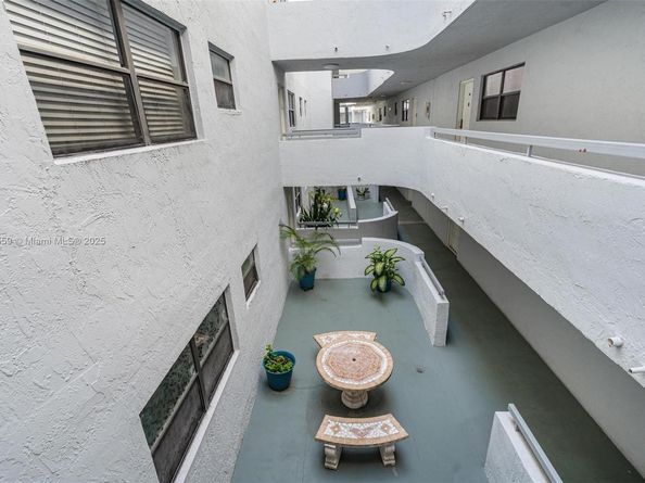 7300 Wayne Ave 317, Miami Beach FL 33141
