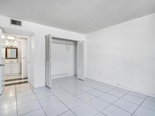 7300 Wayne Ave 317, Miami Beach FL 33141