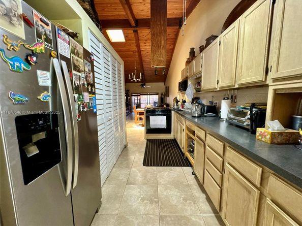 13527 SW 101st Ln, Miami FL 33186