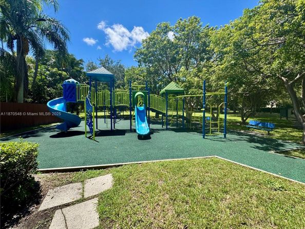 13527 SW 101st Ln, Miami FL 33186