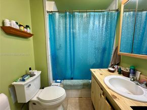 13527 SW 101st Ln, Miami FL 33186