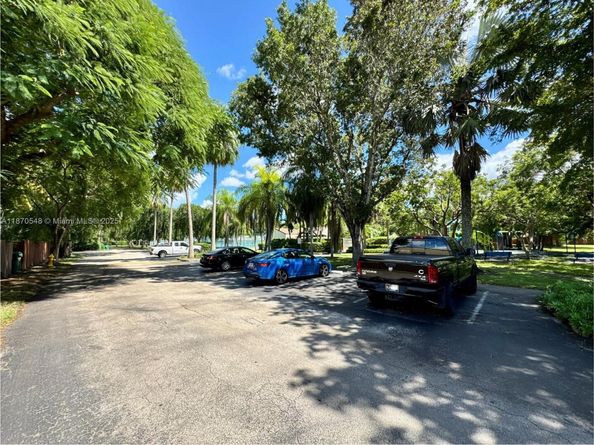 13527 SW 101st Ln, Miami FL 33186