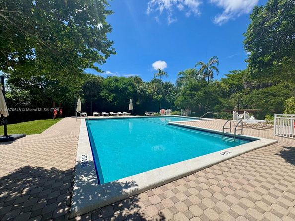 13527 SW 101st Ln, Miami FL 33186