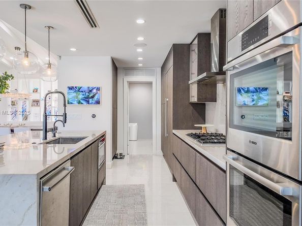 12855 Maple Rd, North Miami FL 33181