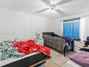1304 NW 43rd St, Miami FL 33142