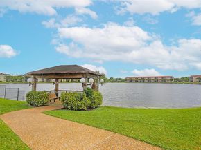 1301 SW 135th Ter 413J, Pembroke Pines FL 33027