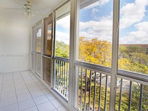 1301 SW 135th Ter 413J, Pembroke Pines FL 33027