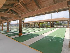 1301 SW 135th Ter 413J, Pembroke Pines FL 33027