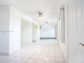 1301 SW 135th Ter 413J, Pembroke Pines FL 33027