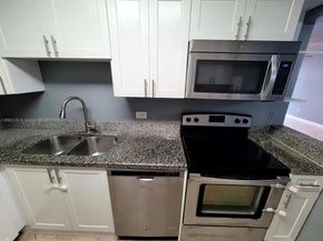 10425 SW 112th Ave 113, Miami FL 33176