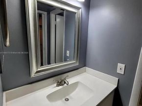 10425 SW 112th Ave 113, Miami FL 33176