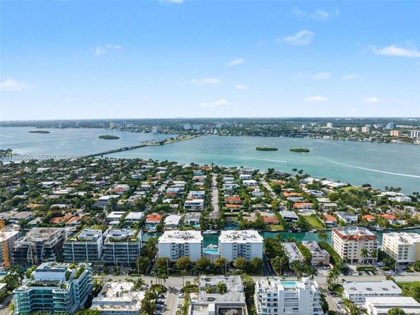 10000 W Bay Harbor Dr 303, Bay Harbor Islands FL 33154