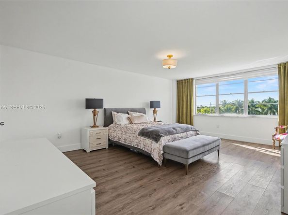 10000 W Bay Harbor Dr 303, Bay Harbor Islands FL 33154