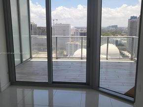 851 NE 1st Ave 2008, Miami FL 33132