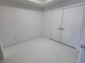 851 NE 1st Ave 2008, Miami FL 33132