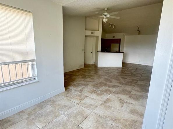 3400 N Pinewalk Dr N 934, Margate FL 33063