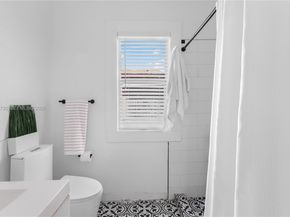 2811 SW 17th St, Miami FL 33145