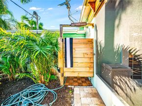 1230 NE 23rd Ct, Pompano Beach FL 33064