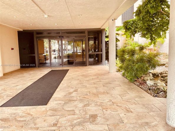 4900 N Ocean Blvd 1217, Lauderdale By The Sea FL 33308