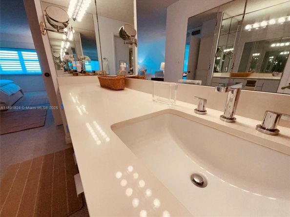 4900 N Ocean Blvd 1217, Lauderdale By The Sea FL 33308