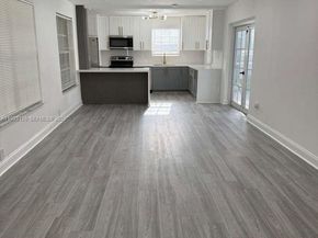 7120 Allen St, Hollywood FL 33024