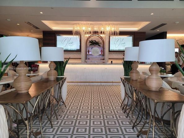 3000 Island Blvd 2404, Aventura FL 33160