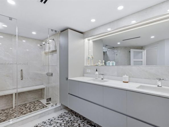 3000 Island Blvd 2404, Aventura FL 33160