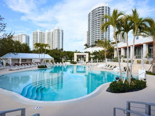 3000 Island Blvd 2404, Aventura FL 33160