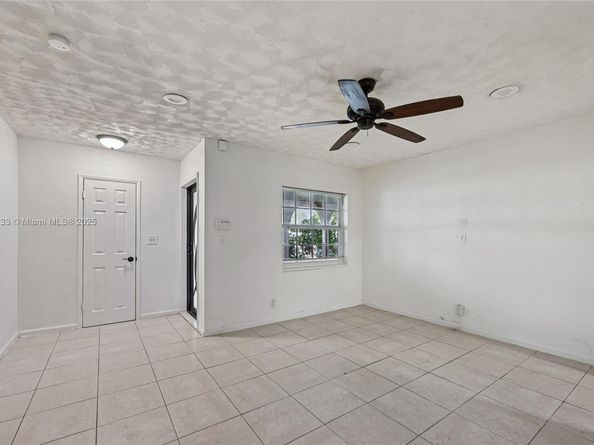 417 NW 2nd St, Boynton Beach FL 33435
