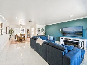 8900 SW 7th St, Boca Raton FL 33433