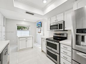 8900 SW 7th St, Boca Raton FL 33433