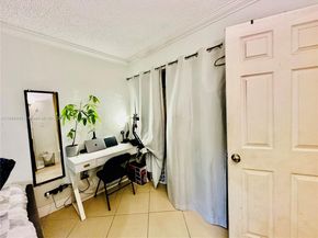 8615 SW 15th St, Pembroke Pines FL 33025