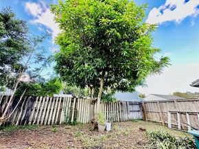 8615 SW 15th St, Pembroke Pines FL 33025