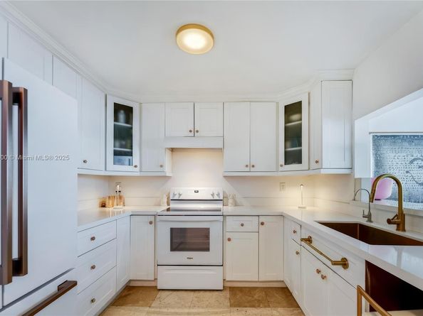 5601 Collins Ave M5, Miami Beach FL 33140