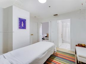 5601 Collins Ave M5, Miami Beach FL 33140