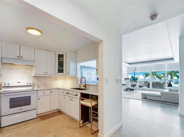 5601 Collins Ave M5, Miami Beach FL 33140