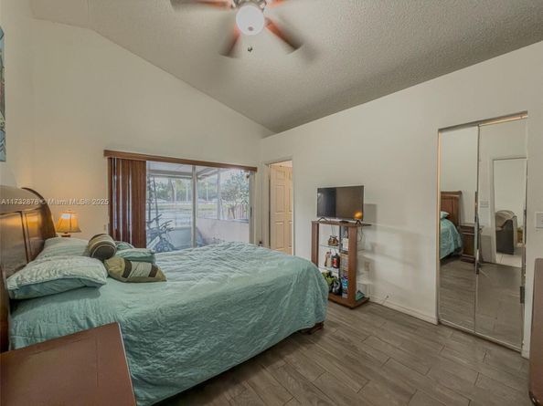 205 SW 159th Way, Sunrise FL 33326