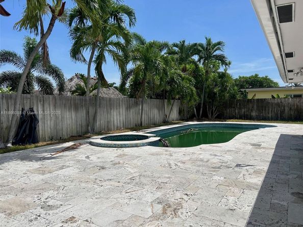 1120 SE 6th Ter, Pompano Beach FL 33060