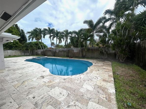 1120 SE 6th Ter, Pompano Beach FL 33060