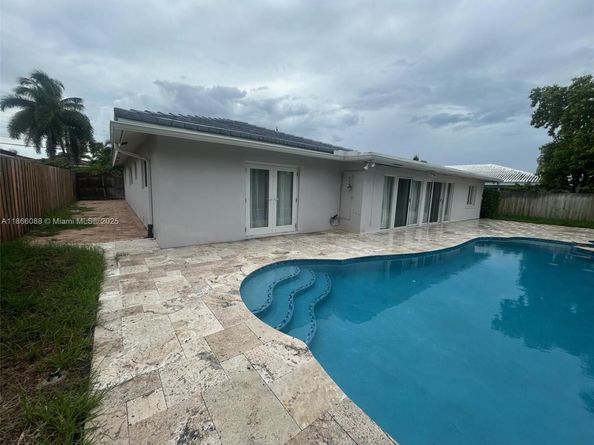 1120 SE 6th Ter, Pompano Beach FL 33060