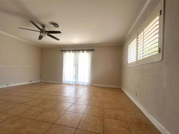 1120 SE 6th Ter, Pompano Beach FL 33060